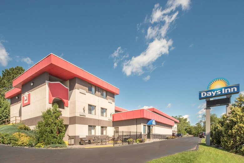 Hotel Days Inn Duluth Lakewalk
