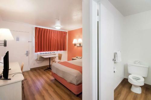 Motel 6 Moses Lake