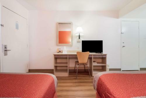Motel 6 Moses Lake