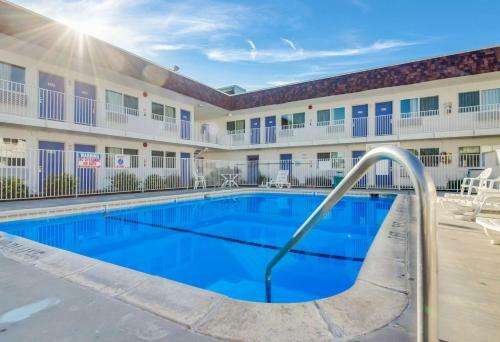 Motel 6 Moses Lake