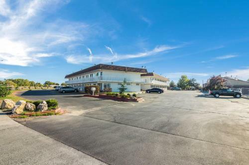 Motel 6 Moses Lake