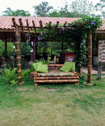 Hostal Casa De Campo Charme Da Serra Da Bodoquena