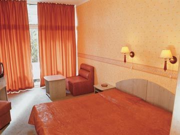 Hotel Helios Park (.)