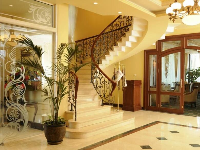 Hotel Crystal Palace