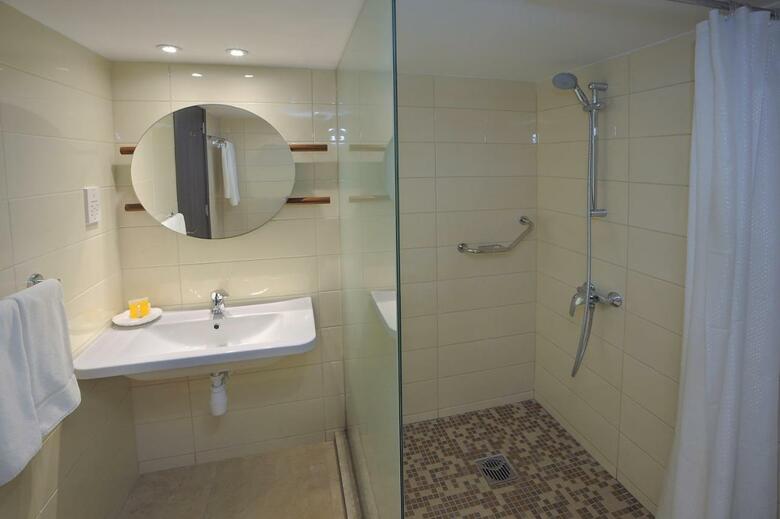 Hotel Nelia Beach