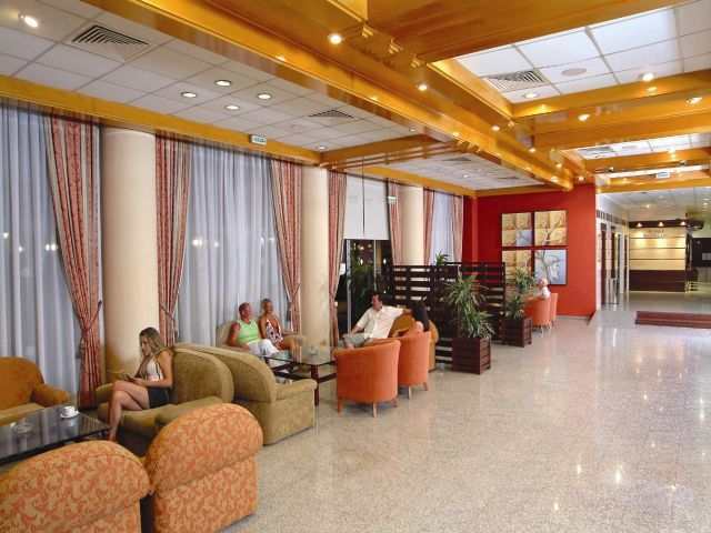 Nestor Hotel