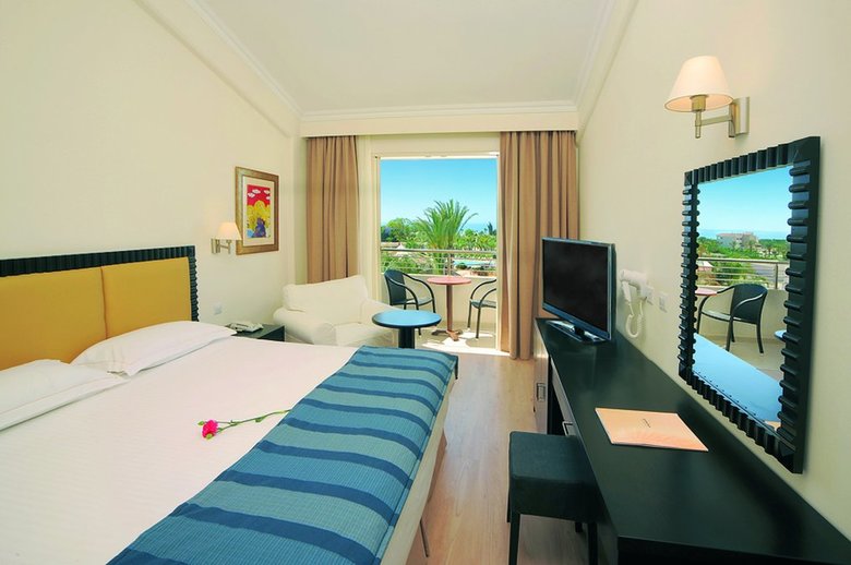 Hotel Olympic Lagoon Resort