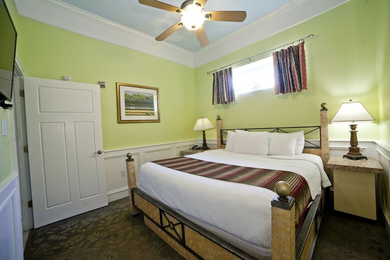 Hotel Desoto Beach Gardens