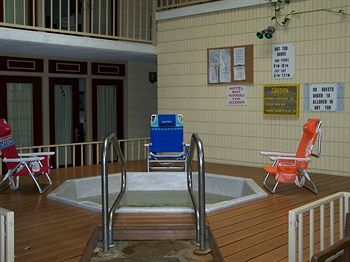 Hotel Seasons Inn And Suites