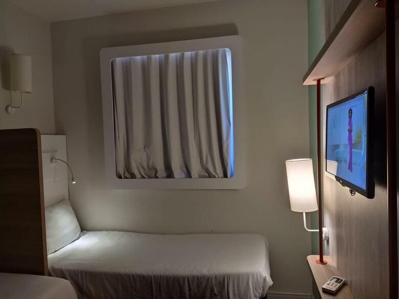 Hotel Ibis Budget Manhua�u