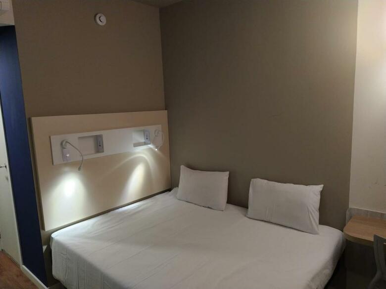 Hotel Ibis Budget Manhua�u