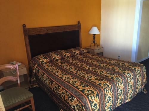 Western Sands Motel