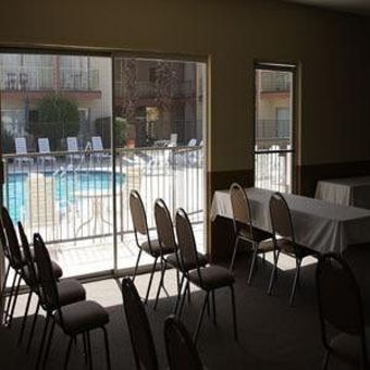 Hotel Royal Plaza Inn