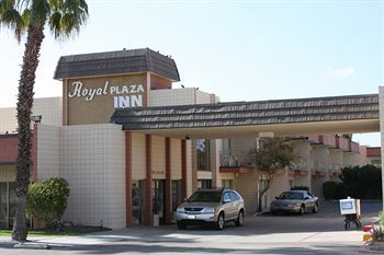 Hotel Royal Plaza Inn
