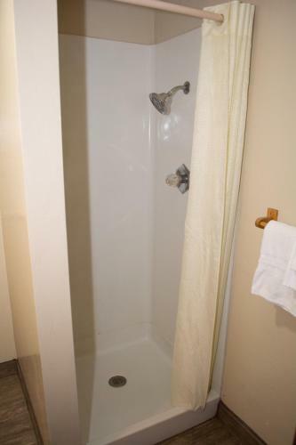 Oregon Motel 8 And Rv Park