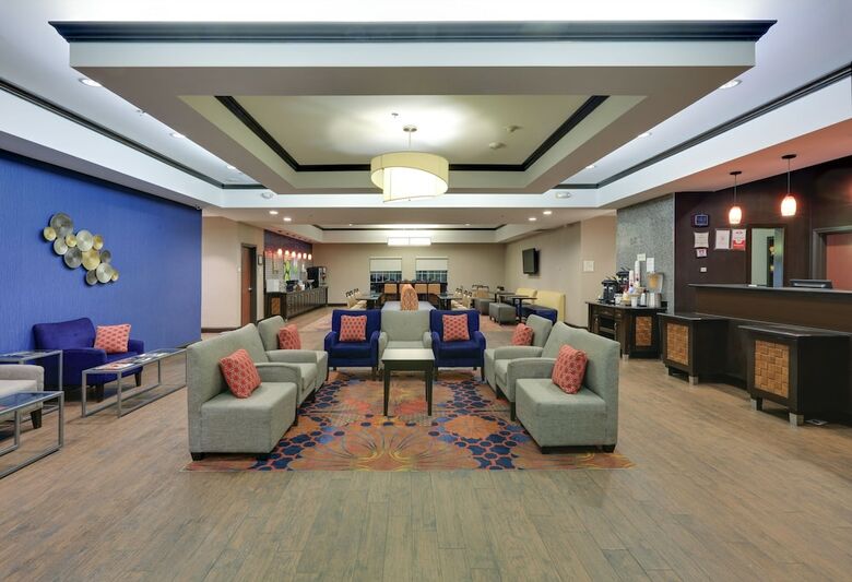 Hotel La Quinta Inn & Suites Denton - University Drive