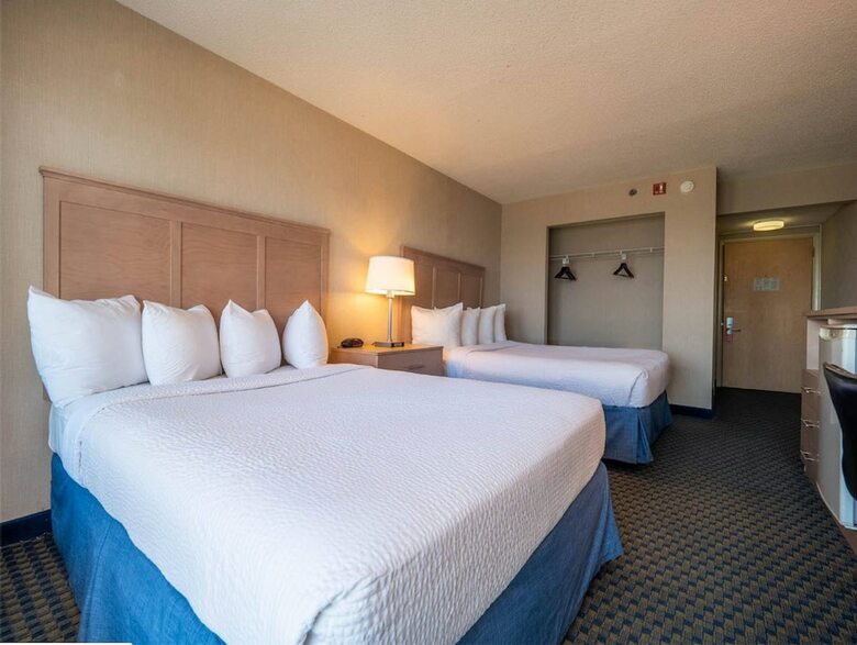 Atlantic Sands Hotel And Conference Center