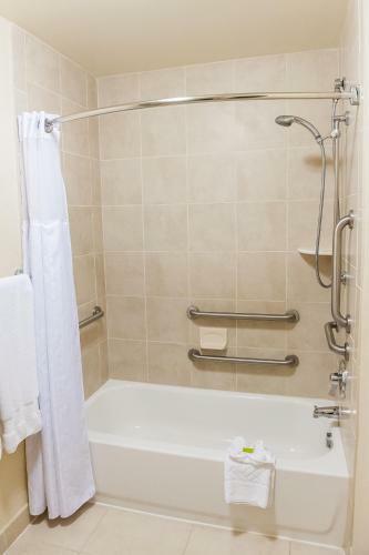 Hotel Doubletree Suites By Hilton Mount Laurel