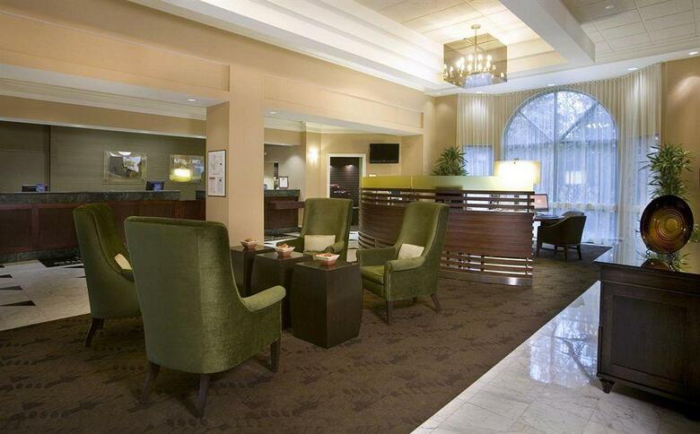 Hotel Sheraton Suites Columbus
