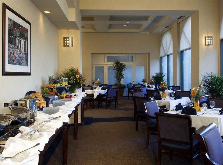 Hotel Sheraton Suites Columbus