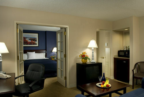 Hotel Sheraton Suites Columbus