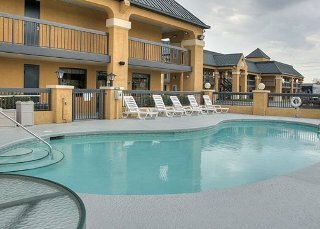 Motel Quality Inn & Suites Civic Center
