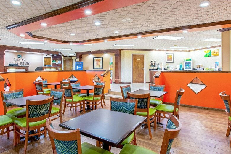 Motel Quality Inn & Suites Civic Center
