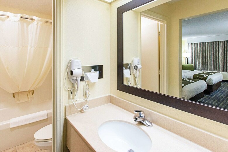 Motel Quality Inn & Suites Civic Center