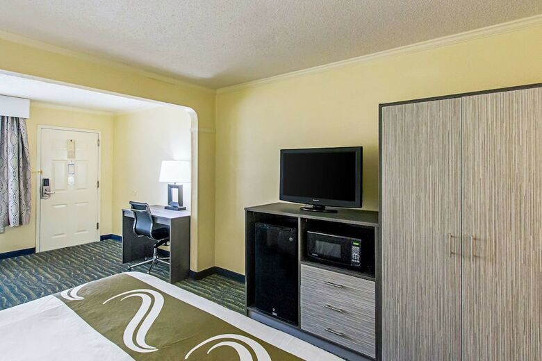 Motel Quality Inn & Suites Civic Center