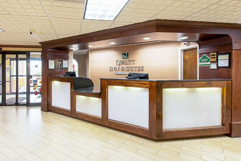 Motel Quality Inn & Suites Civic Center