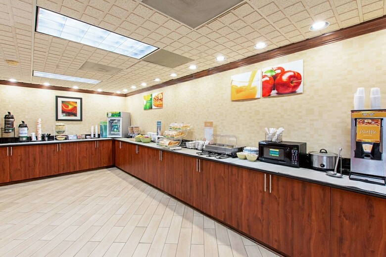Motel Quality Inn & Suites Civic Center