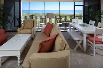 Hotel Sundial Beach Resort & Spa