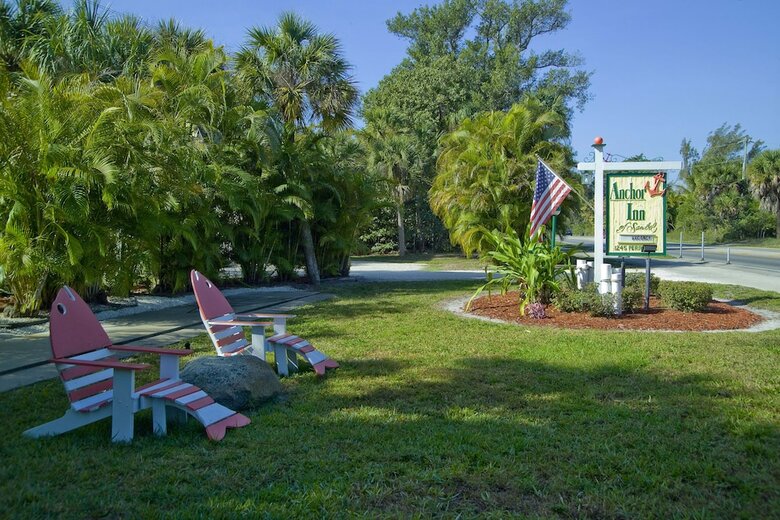 Anchor Inn And Cottages
