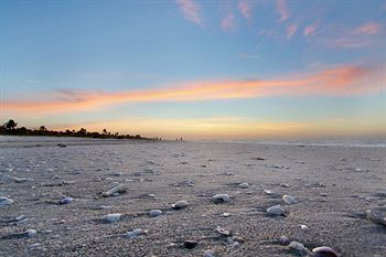 Hotel Sanibel Inn