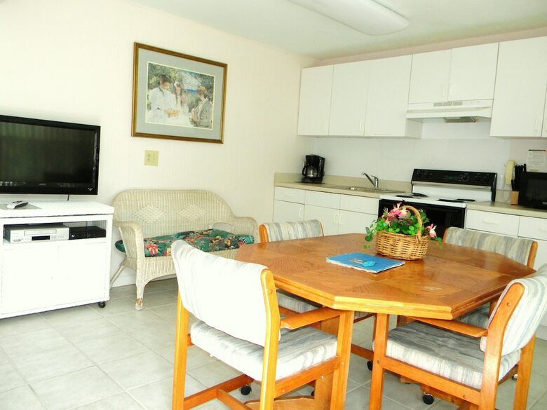 Gulf Breeze Cottages