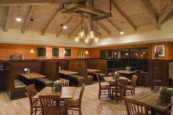 Hotel Toftrees Golf Resort And Conference Center