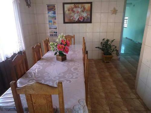 Hostal Menina Mo�a Suites