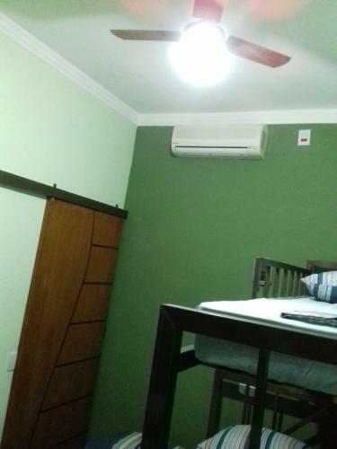 Hostal Menina Mo�a Suites