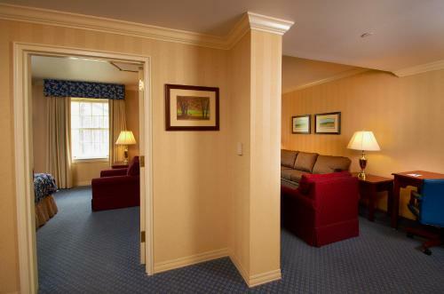 Hotel Nittany Lion Inn
