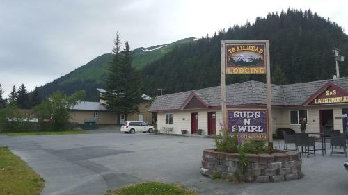 Motel Trailhead Lodging