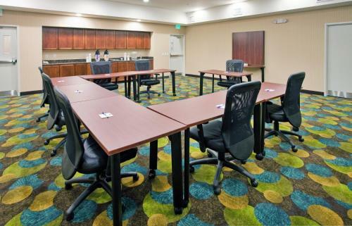 Hotel Holiday Inn Express Topeka North