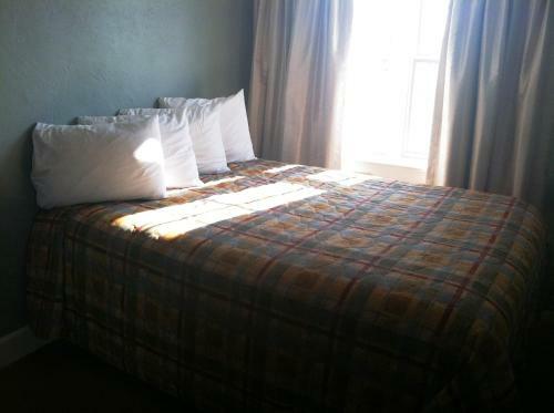 Hotel Senate Luxury Suites
