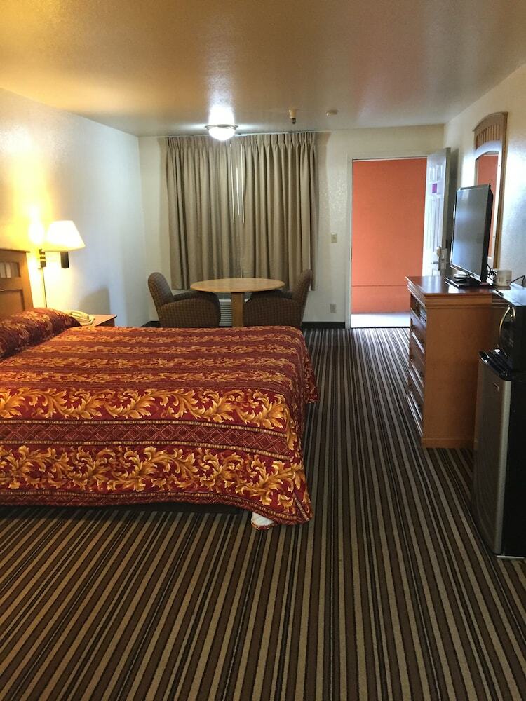 Motel Royal Inn