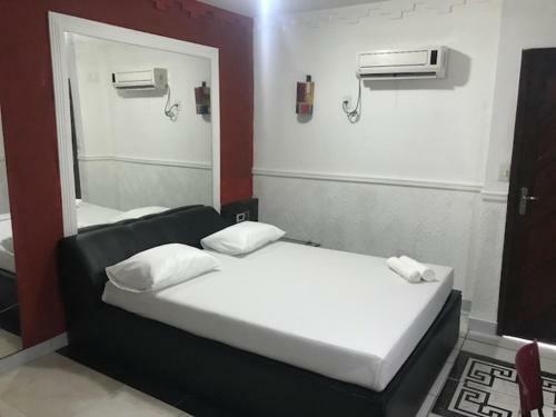 Hotel City�s Motel