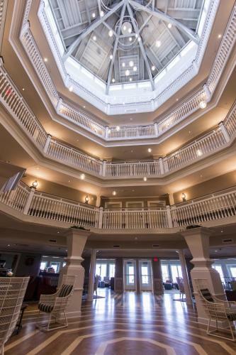 Hotel Breakers