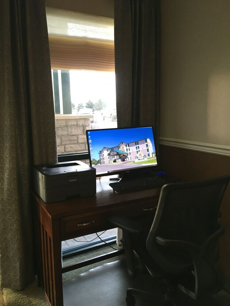 Hotel Boothill Inn And Suites
