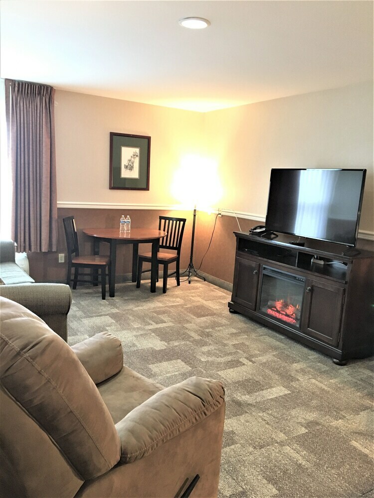 Hotel Boothill Inn And Suites