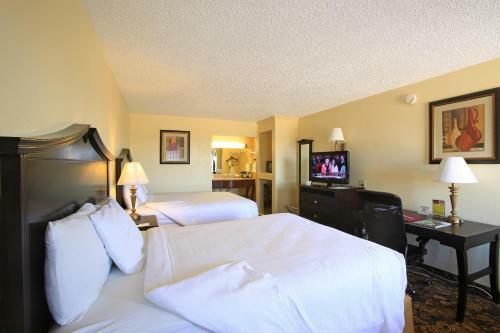 Hotel Plaza Inn Midland