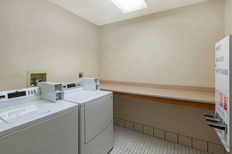 Hotel Comfort Inn University