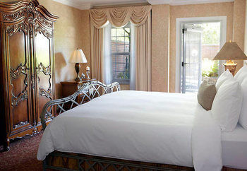 The Del Monte Lodge Renaissance Rochester Hotel And Spa